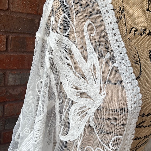 KTL-KNS24234 WHITE BUTTERFLY CARDIGAN main image 1